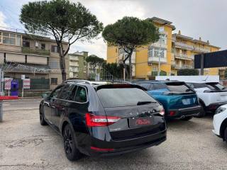 SKODA Superb usata, con Alzacristalli elettrici