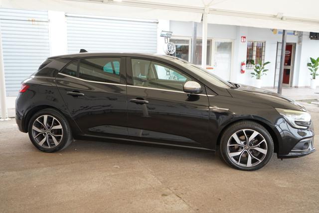 RENAULT Megane usata, con Autoradio