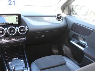 MERCEDES-BENZ GLA 200 usata, con USB