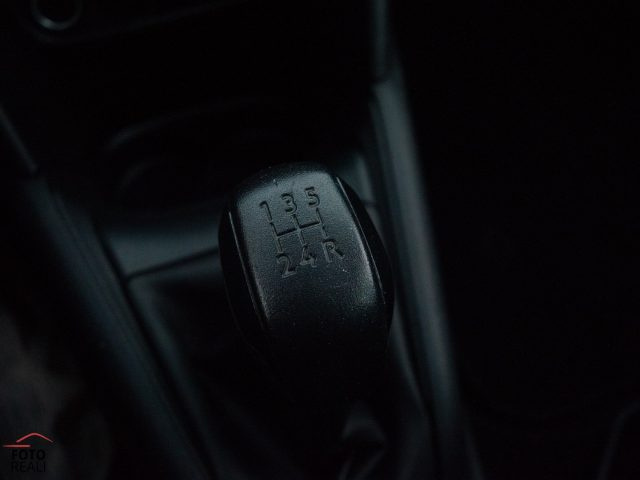 PEUGEOT 208 usata, con Servosterzo