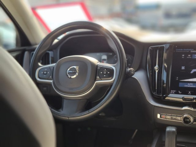 VOLVO XC60 usata, con USB