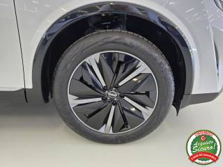 NISSAN Qashqai usata, con Fari LED