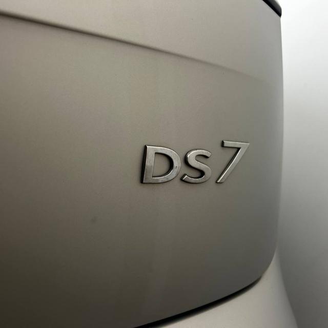 DS AUTOMOBILES DS 7 usata, con Specchietti laterali elettrici