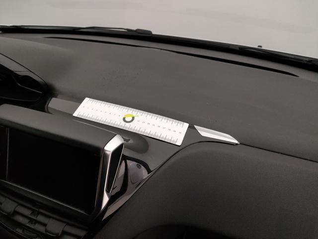 PEUGEOT 208 usata 37
