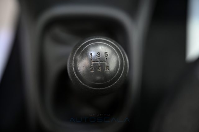 PEUGEOT 108 usata, con Isofix