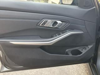 BMW 320 usata, con Controllo automatico clima