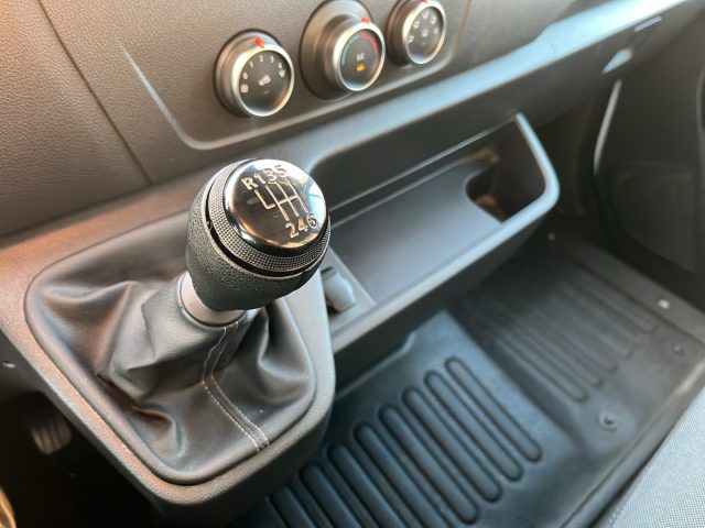 RENAULT Master usata 13