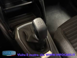 PEUGEOT 208 usata, con Sedile posteriore sdoppiato