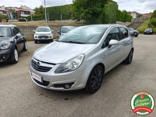 OPEL Corsa usata, con Airbag