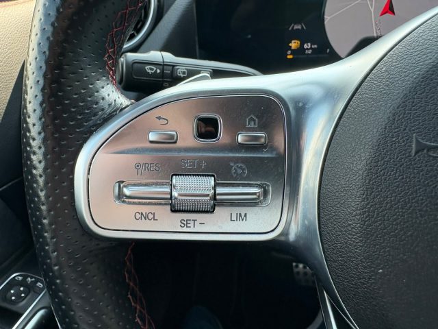 MERCEDES-BENZ GLA 200 usata, con Cronologia tagliandi