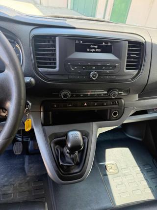 PEUGEOT Expert usata, con USB