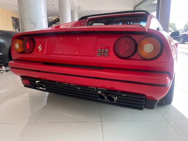 FERRARI 328 usata 9