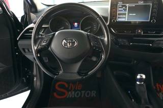 TOYOTA C-HR usata 26