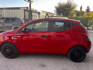 LANCIA Ypsilon usata, con Airbag