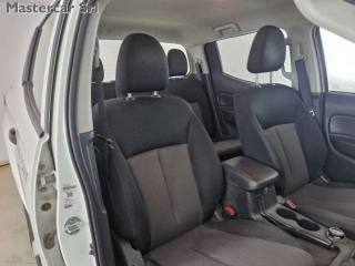 MITSUBISHI L200 usata, con Autoradio