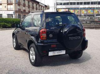TOYOTA RAV 4 MY23 usata, con Fendinebbia