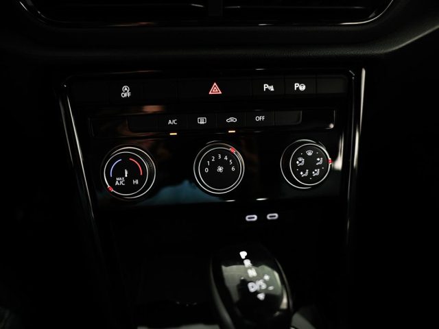 VOLKSWAGEN T-Roc usata, con Autoradio digitale