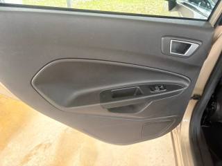 FORD Fiesta usata, con Chiusura centralizzata telecomandata