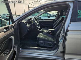 VOLKSWAGEN Passat Variant usata, con Climatizzatore