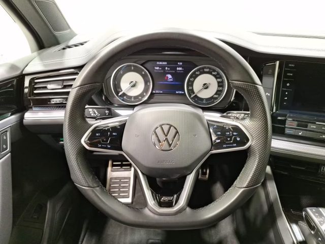 VOLKSWAGEN Touareg usata, con ESP