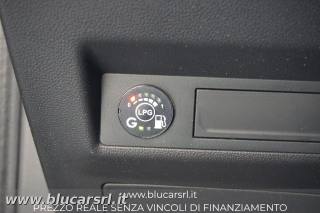 RENAULT Captur usata, con Sensori di parcheggio posteriori