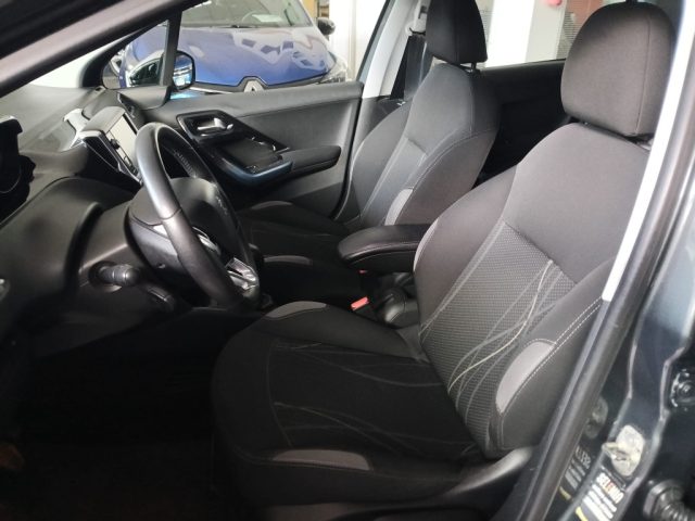 PEUGEOT 208 usata, con Cerchi in lega