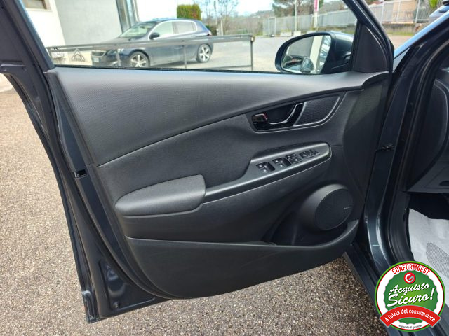 HYUNDAI Kona usata, con Autoradio