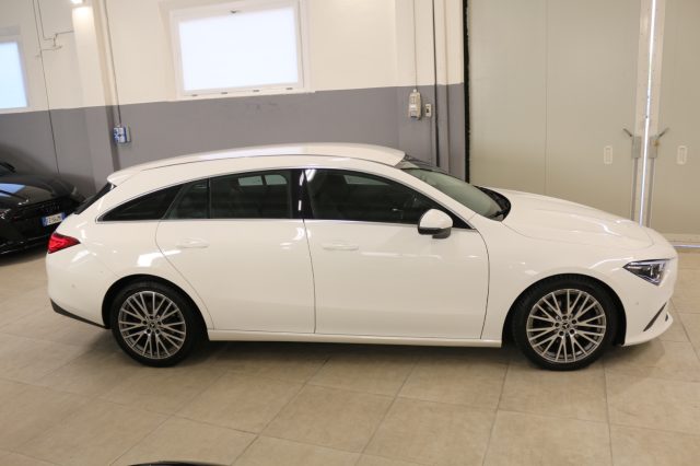 MERCEDES-BENZ CLA 200 usata, con Chiusura centralizzata