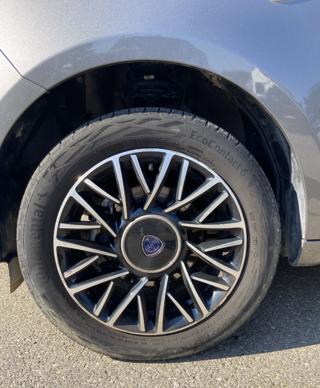 LANCIA Ypsilon usata, con Park Distance Control