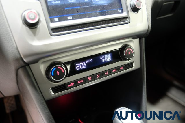 VOLKSWAGEN Polo usata, con Sensori di parcheggio anteriori