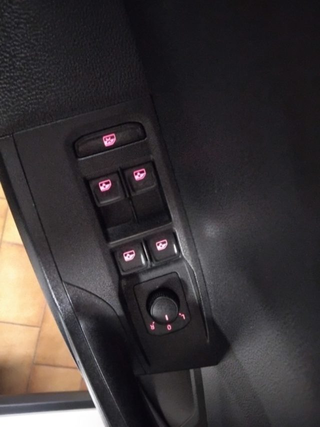 SEAT Arona usata, con Bluetooth