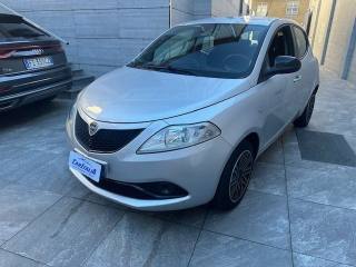 LANCIA Ypsilon 1.2 69 CV 5 porte Platinum
