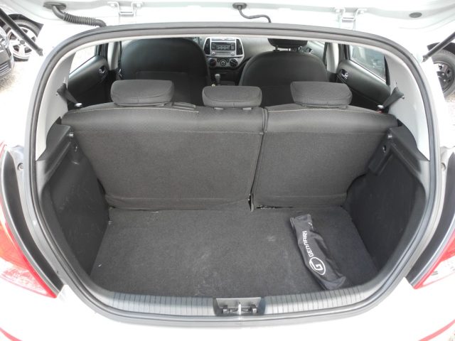 HYUNDAI i20 usata, con Lettore CD