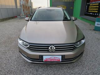 VOLKSWAGEN Passat Variant usata, con Airbag laterali