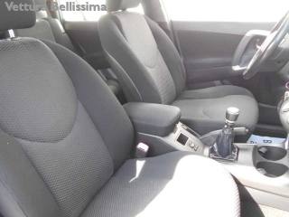 TOYOTA RAV 4 MY23 usata, con Airbag testa
