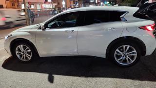 INFINITI Q30 usata, con Airbag Passeggero