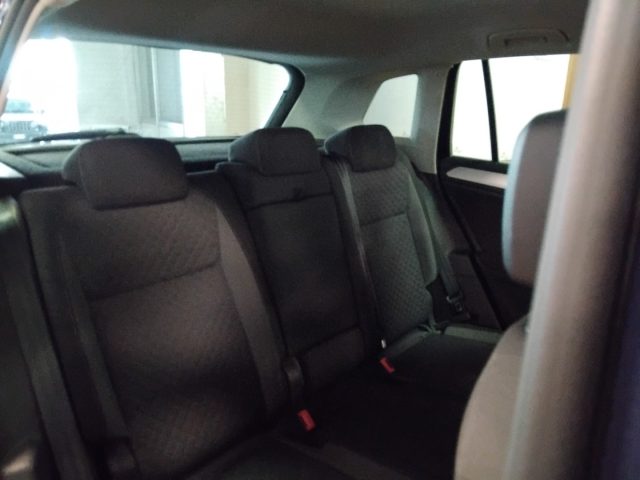 VOLKSWAGEN Tiguan usata, con Fendinebbia