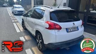 PEUGEOT 2008 usata, con Autoradio