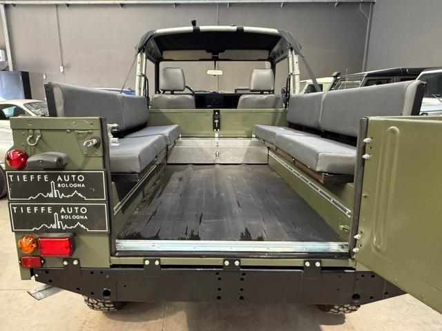 LAND ROVER Defender usata 5