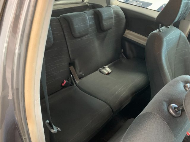 TOYOTA Yaris usata, con Fendinebbia