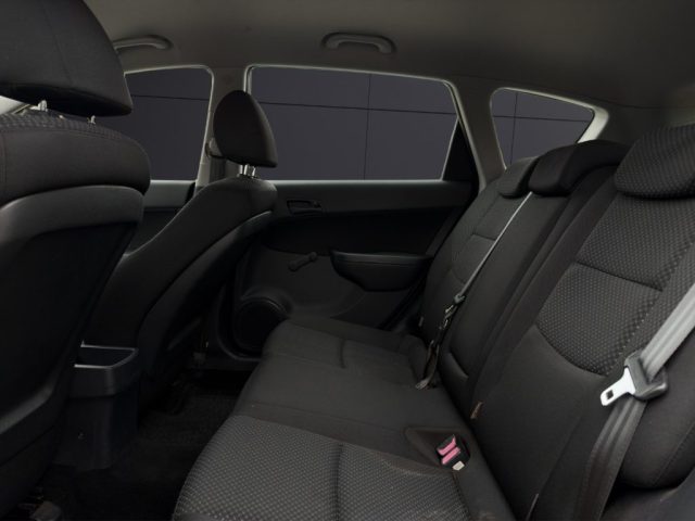 HYUNDAI i30 usata, con Servosterzo