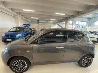 LANCIA Ypsilon usata, con Autoradio