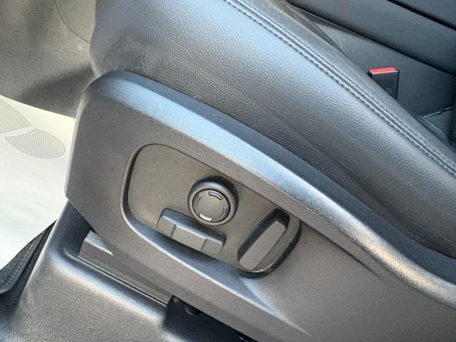 LAND ROVER Defender usata, con Sospensioni pneumatiche