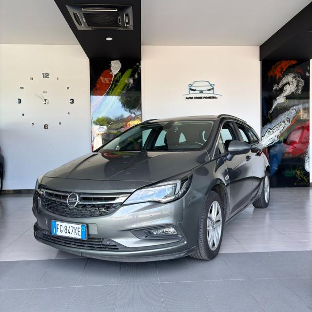 OPEL Astra usata, con Airbag laterali