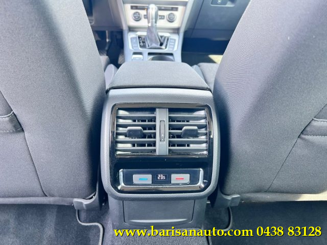 VOLKSWAGEN Passat Variant usata, con ESP