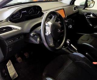 PEUGEOT 208 usata, con Controllo automatico clima