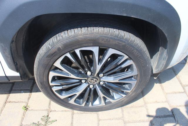 TOYOTA Yaris Cross usata, con Sistema di navigazione