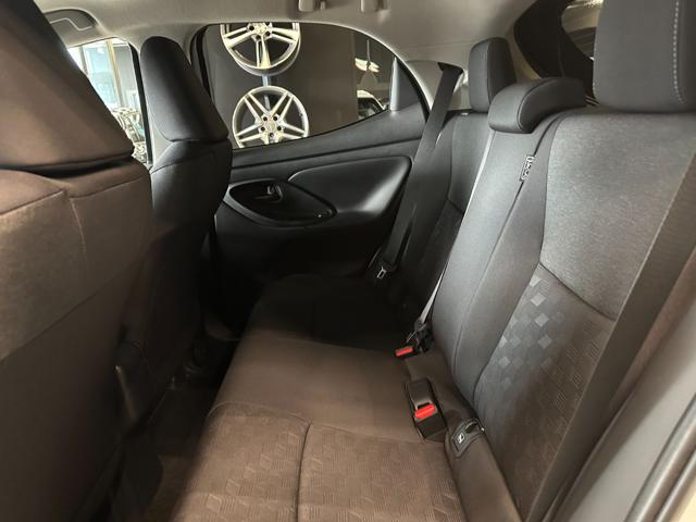 TOYOTA Yaris usata, con Sistema di navigazione