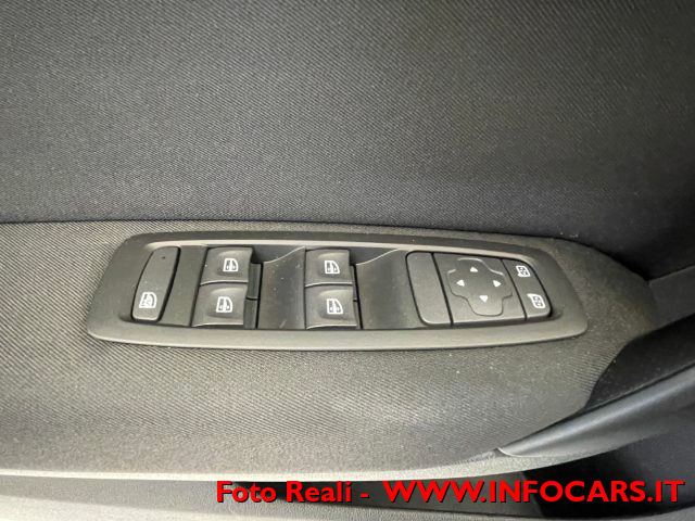RENAULT Megane usata, con Bracciolo