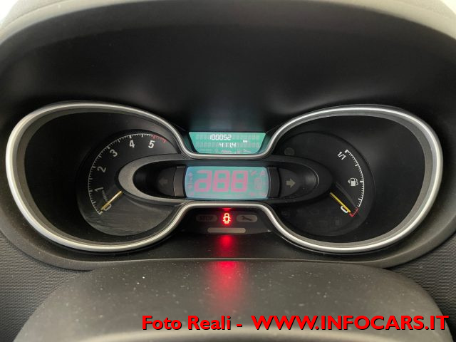 OPEL Vivaro usata, con Park Distance Control